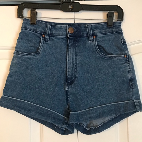 high waisted stretch shorts